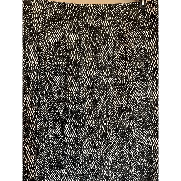 Rafaella Black Animal Print Lined Skirt w/pockets Sz 10 - Picture 4 of 5